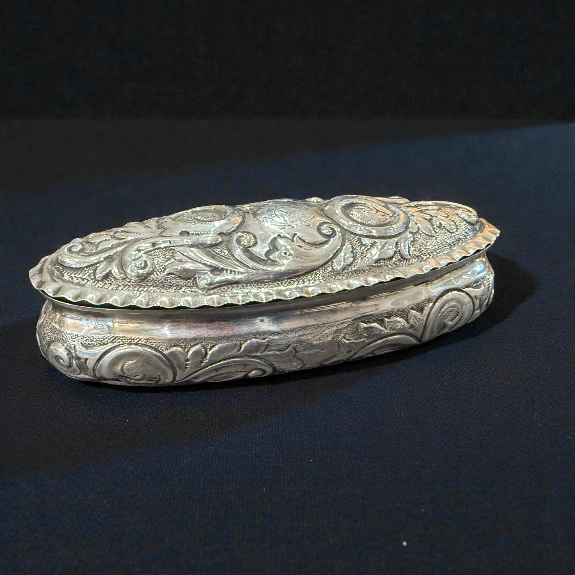 Silver dressing table box, Birmingham 1898