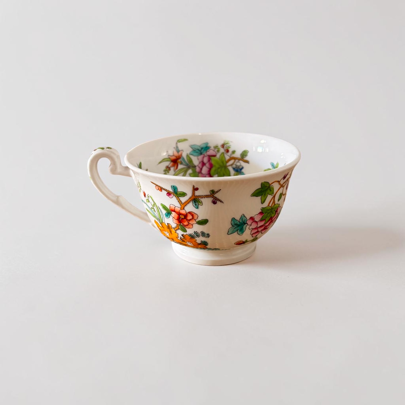 Early Victorian Porcelain Teacup circa 1840